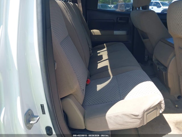 Toyota Tundra Base 5.7l V8