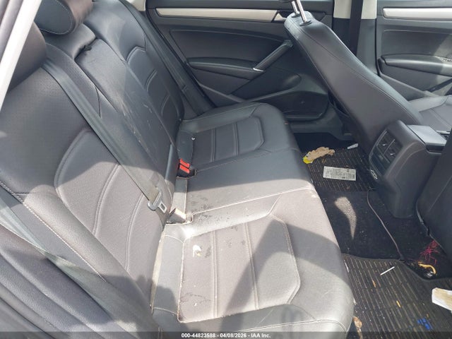 Volkswagen Passat 2.0t Se