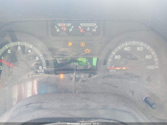 Ford E-350