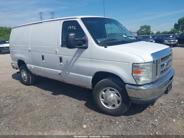 Salvage Ford E-350 Image