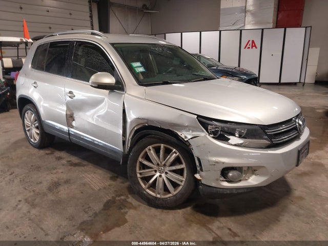 Salvage Volkswagen Tiguan Image