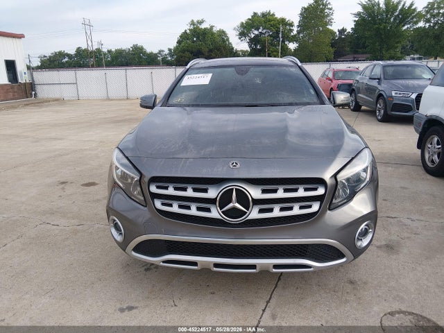 Mercedes-Benz GLA 4matic