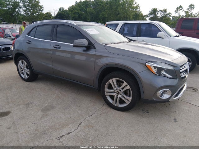 Salvage Mercedes-Benz GLA Image