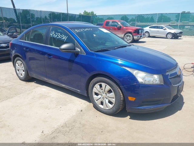 Salvage Chevrolet Cruze Image