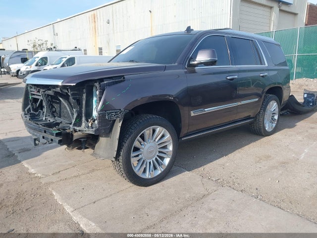 Cadillac Escalade Premium Collection