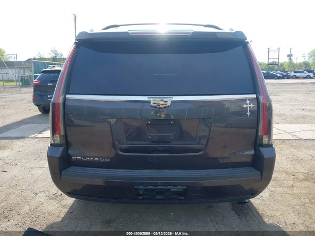 Cadillac Escalade Premium Collection