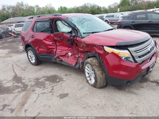 Salvage Ford Explorer Image