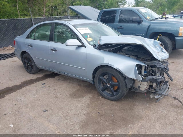 Salvage Hyundai SONATA Image