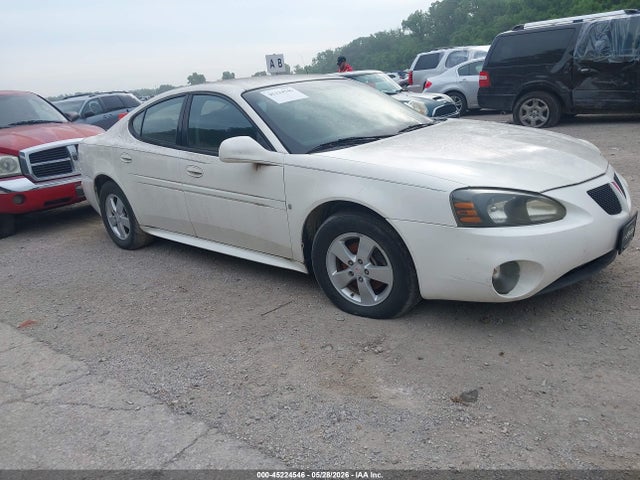 Salvage Pontiac Grand Prix Image
