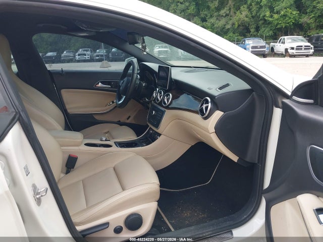 Mercedes-Benz Cla-class 4matic