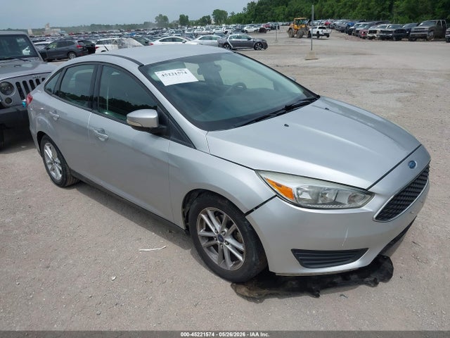Salvage Ford Focus Image