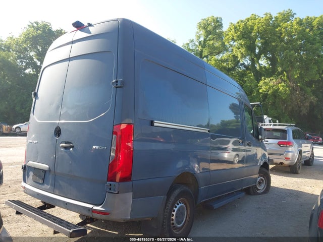 Mercedes-Benz Sprinter 2500 Standard Roof V6