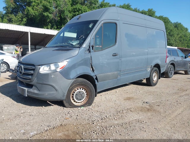 Mercedes-Benz Sprinter 2500 Standard Roof V6