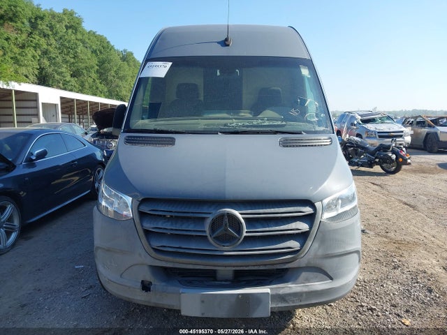 Mercedes-Benz Sprinter 2500 Standard Roof V6