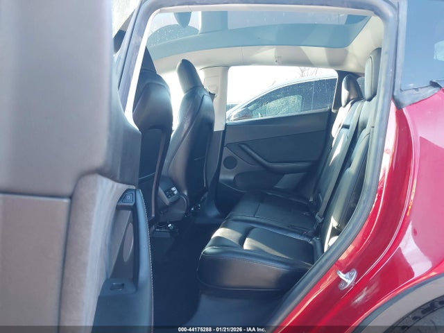 Tesla Model Y Long Range Dual Motor All-wheel Drive