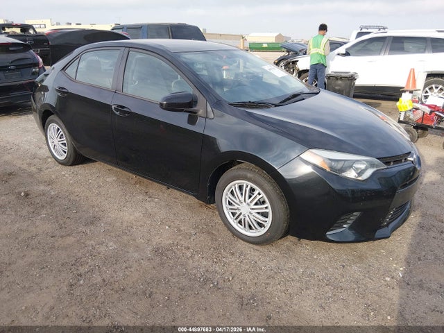 Salvage Toyota Corolla Image