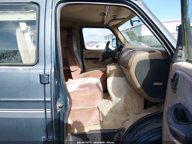 Dodge Ram Van 1500