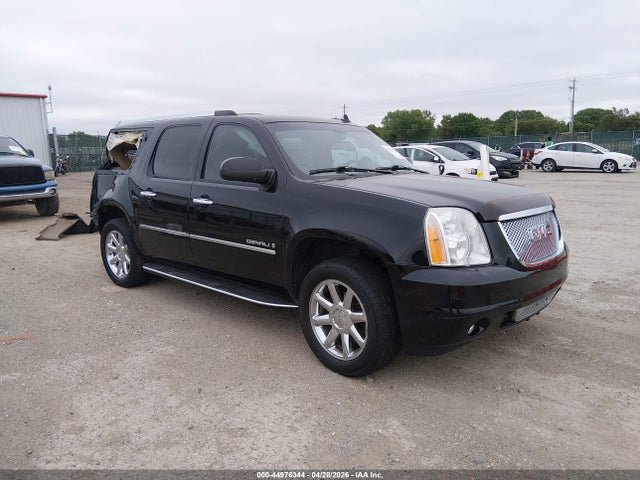 Salvage GMC Yukon Image