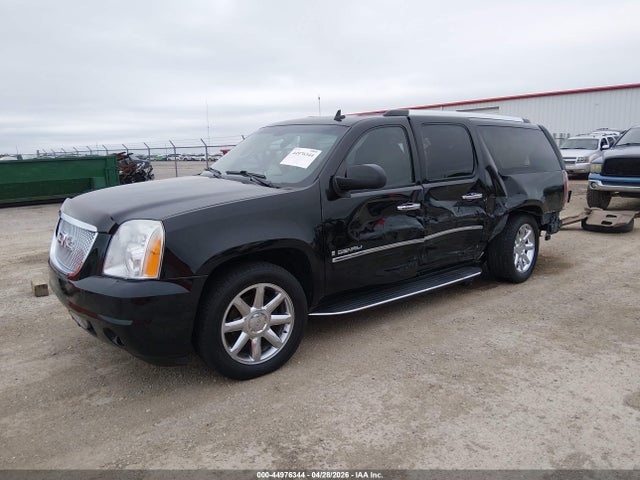 GMC Yukon Denali