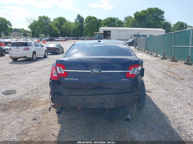Ford Taurus Se