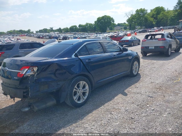 Ford Taurus Se
