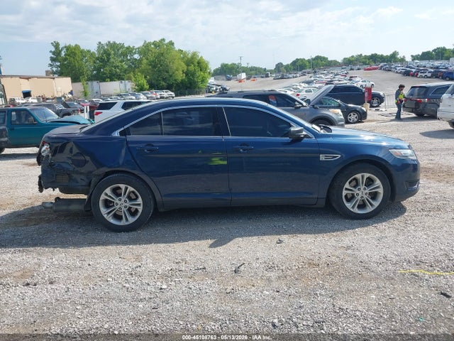 Ford Taurus Se