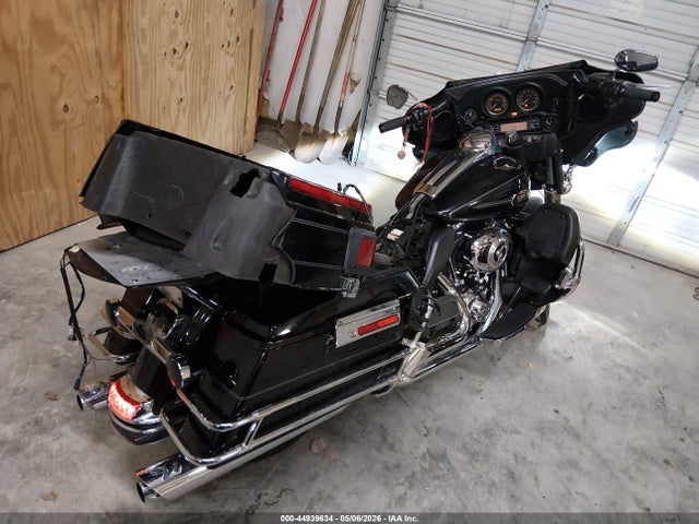 Harley-Davidson Flhtcu Ultra Classic Electra Gld
