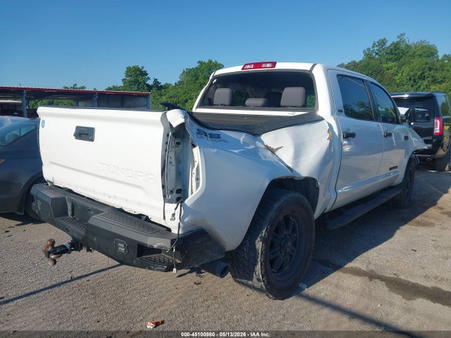 Toyota Tundra Sr5 5.7l V8