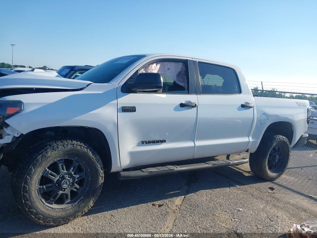 Toyota Tundra Sr5 5.7l V8