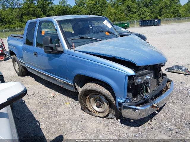 Salvage GMC Sierra 1500 Image