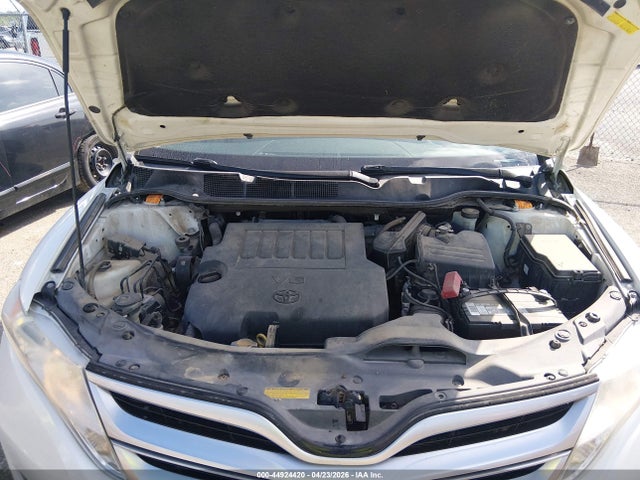 Toyota Venza Xle V6