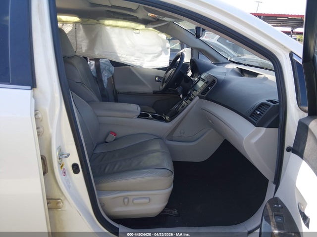 Toyota Venza Xle V6