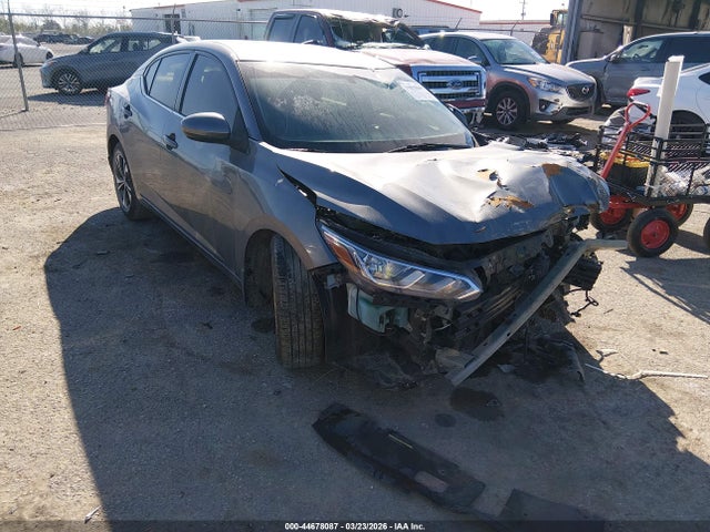 Salvage Nissan Sentra Image