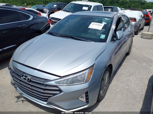 Hyundai ELANTRA Value Edition