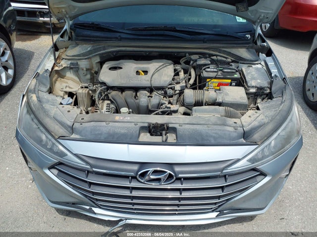Hyundai ELANTRA Value Edition
