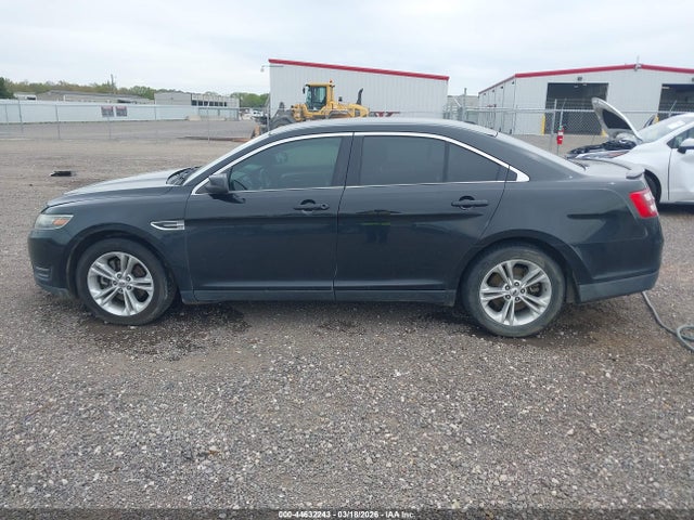 Ford Taurus Sel