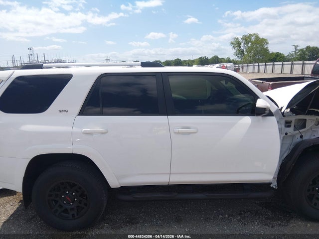 Toyota 4Runner Sr5