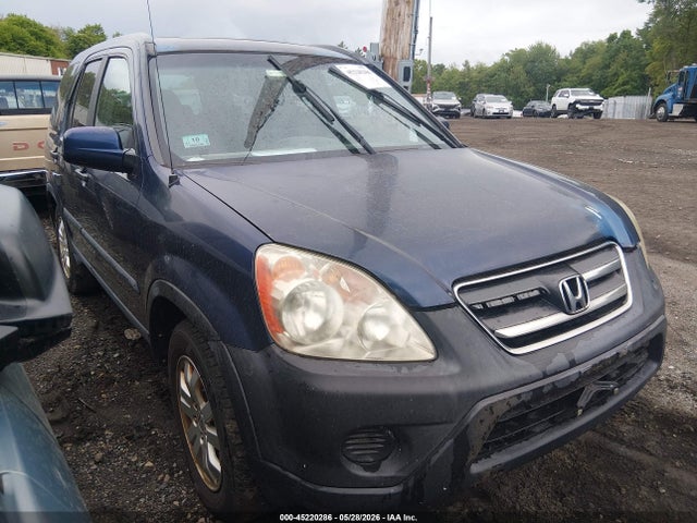Salvage Honda CR-V Image