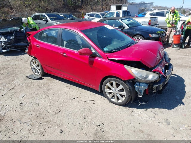 Salvage Hyundai ACCENT Image
