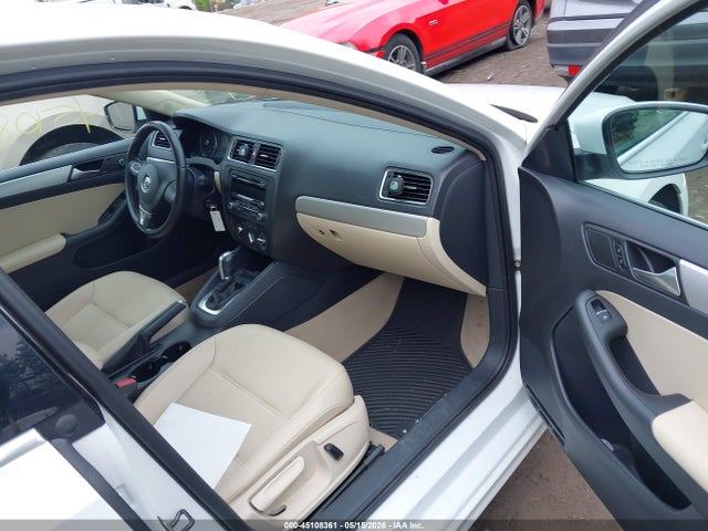 Volkswagen Jetta 1.8t Se