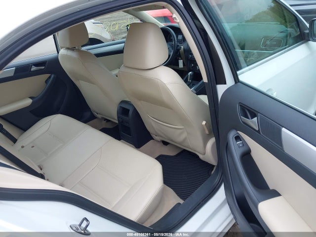 Volkswagen Jetta 1.8t Se