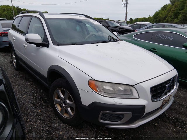Salvage Volvo XC70 Image