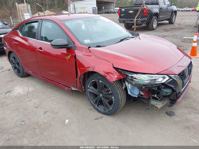Salvage Nissan Sentra Image