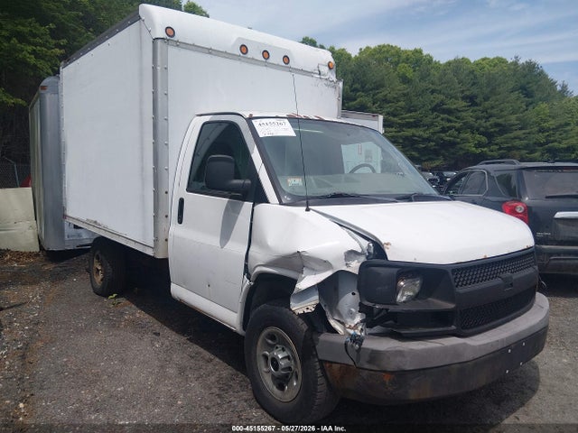 Salvage General Motors Savana Cutaway Image