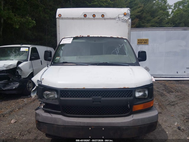General Motors Savana Cutaway Work Van