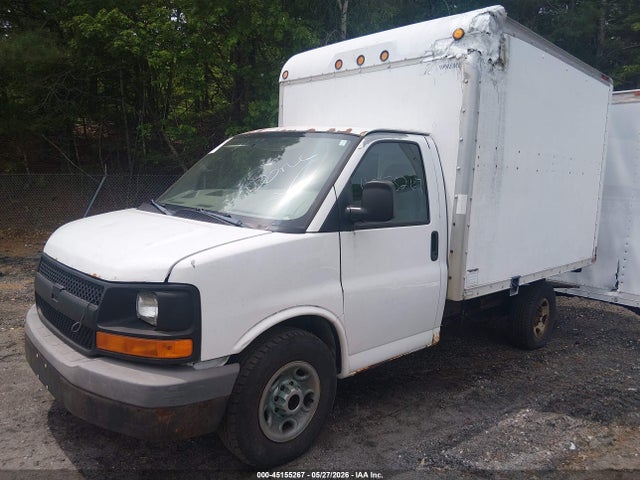 General Motors Savana Cutaway Work Van