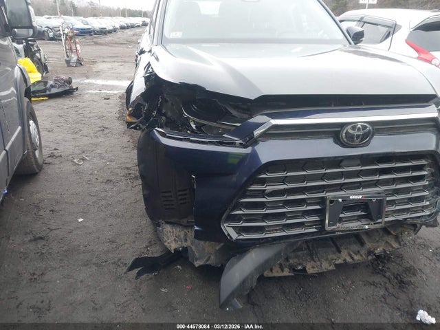 Toyota Grand Highlander Xle