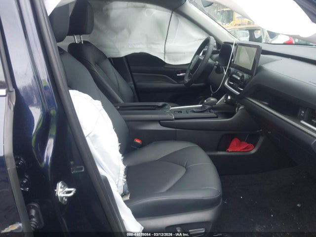 Toyota Grand Highlander Xle