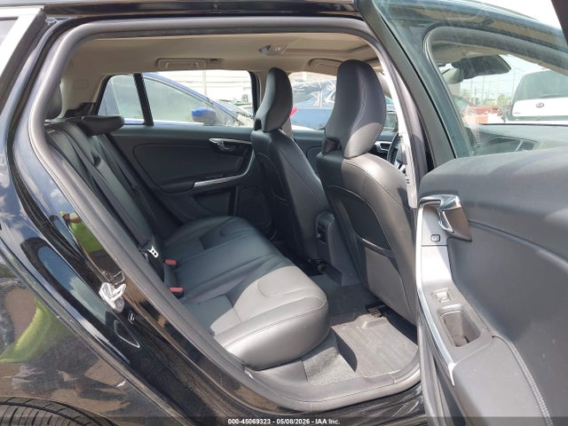 Volvo V60 T5 Premier
