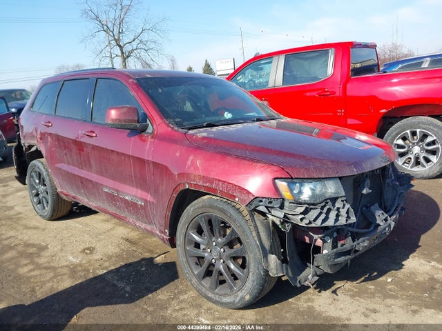 Salvage Jeep Grand Cherokee Image